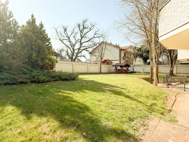 Kiadó lakás Debrecen, Nagyerdő 56 nm