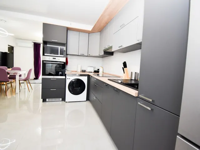 Kiadó ház Debrecen, Homokkert 110 nm