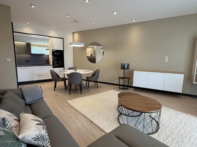 Kiadó lakás Debrecen, Nagyerdő 88 nm