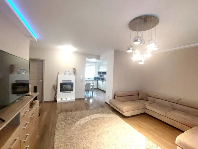 Eladó lakás Debrecen, Epreskert 100 nm