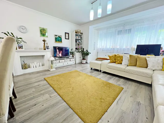 Eladó lakás Debrecen, Nagyerdő 76 nm