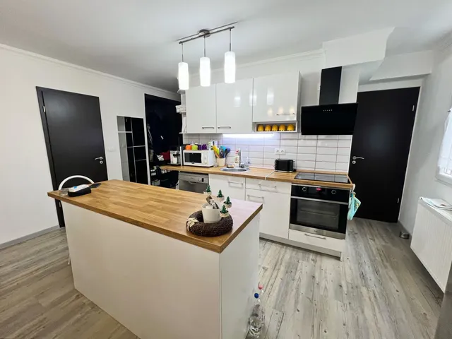 Eladó lakás Debrecen, Nagyerdő 76 nm