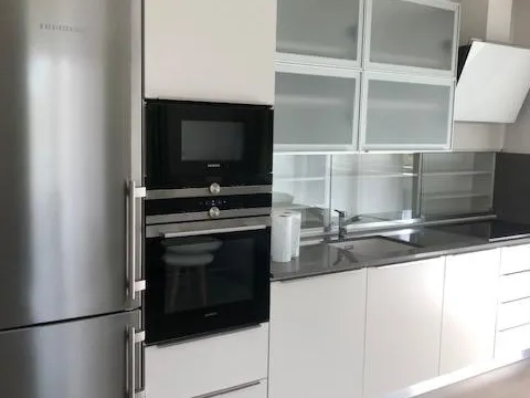 Kiadó lakás Debrecen, Nagyerdő 72 nm