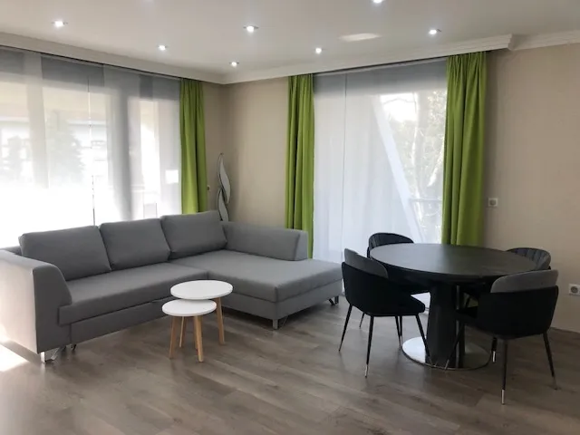 Kiadó lakás Debrecen, Nagyerdő 72 nm