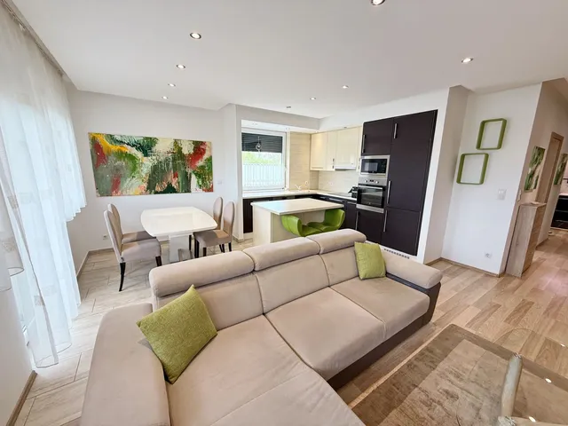 Kiadó lakás Debrecen, Nagyerdőalja 76 nm