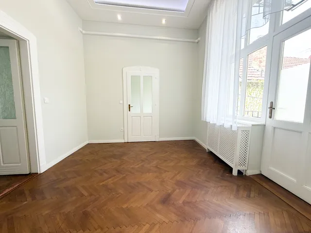 Kiadó lakás Debrecen, Belváros 104 nm