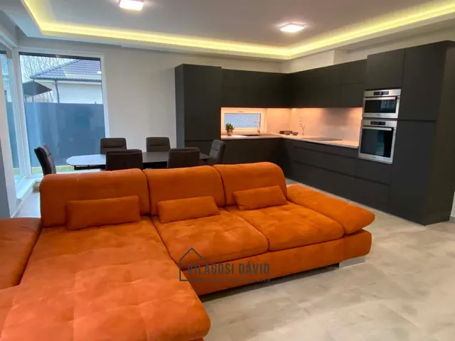 Kiadó ház Debrecen, Pallag 130 nm