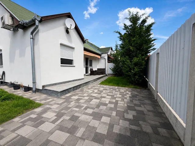 Eladó ház Debrecen, Lencztelep 80 nm