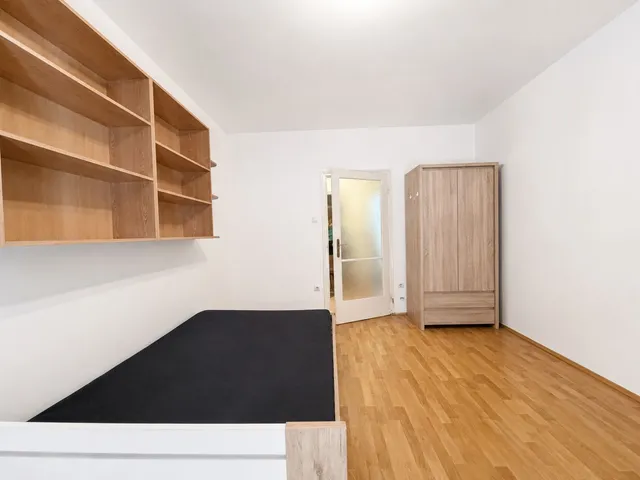 Kiadó lakás Debrecen, Nagyerdőalja 54 nm