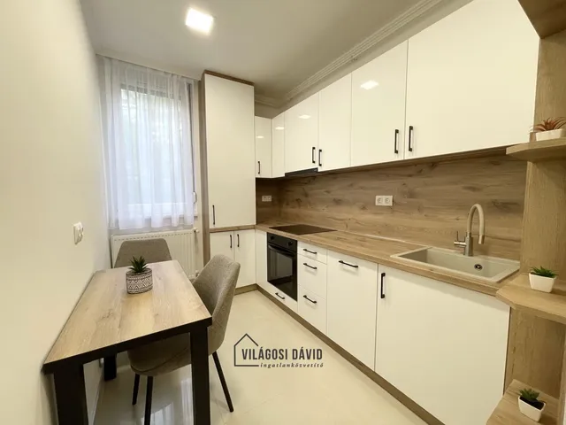 Kiadó lakás Debrecen, Libakert 54 nm
