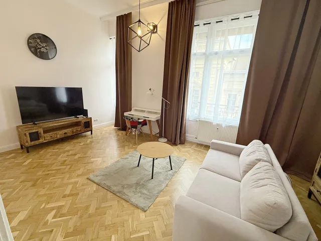 Kiadó lakás Debrecen, Belváros 50 nm