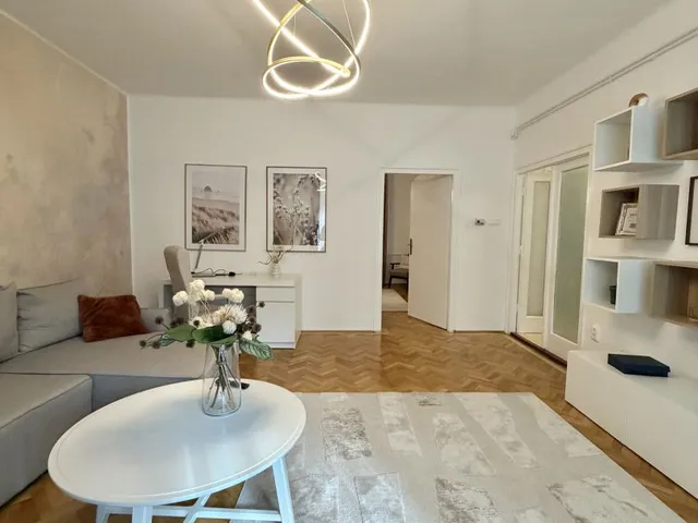 Kiadó lakás Debrecen, Nagyerdő 84 nm