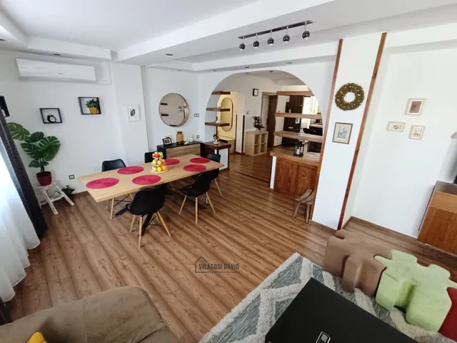 Kiadó lakás Debrecen, Belváros 122 nm