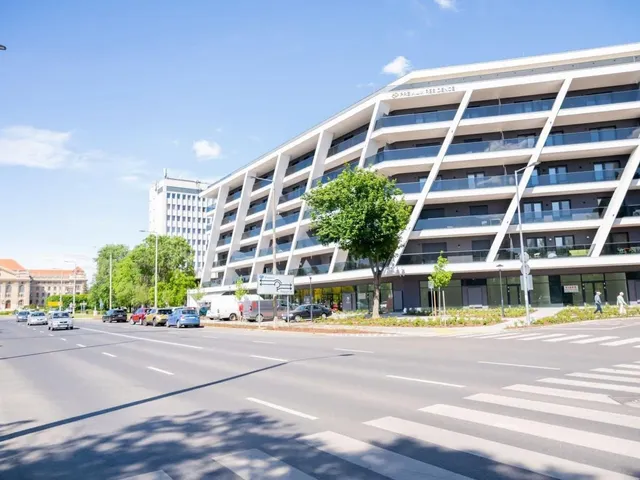 Kiadó lakás Debrecen, Nagyerdő 88 nm