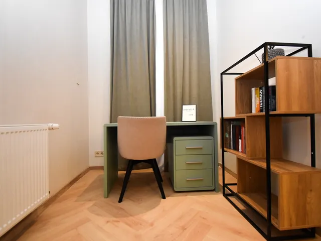 Kiadó lakás Debrecen, Belváros 115 nm