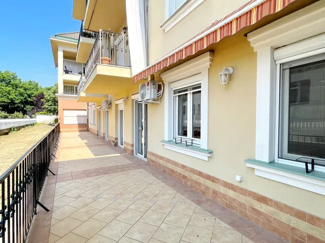 Kiadó lakás Debrecen, Nagyerdő 125 nm