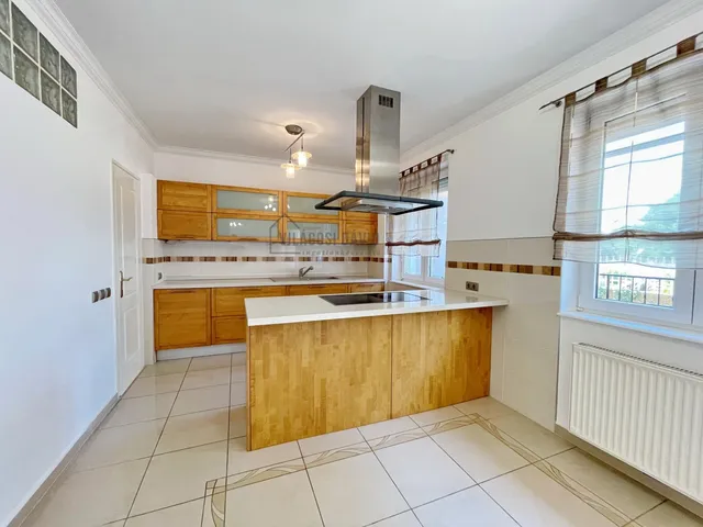 Kiadó lakás Debrecen, Nagyerdő 125 nm