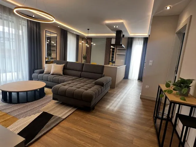 Kiadó lakás Debrecen, Csigekert 95 nm