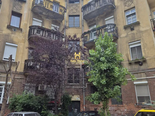 Eladó lakás Budapest VIII. kerület, Fiumei út 64 nm