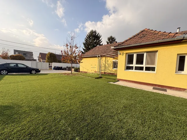 Eladó ház Budapest XXI. kerület, Királyerdő 90 nm