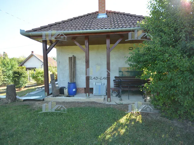 Eladó telek Szombathely, Parkerdő lakókert 1003 nm