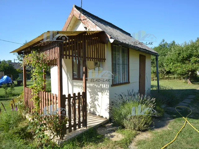 Eladó telek Szombathely, Parkerdő lakókert 362 nm