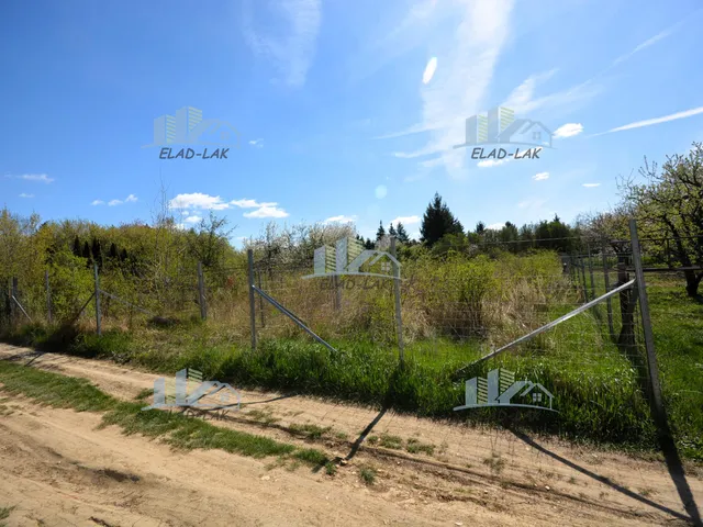 Eladó telek Szombathely, Parkerdő lakókert 710 nm