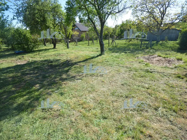 Eladó telek Szombathely, Parkerdő lakókert 511 nm