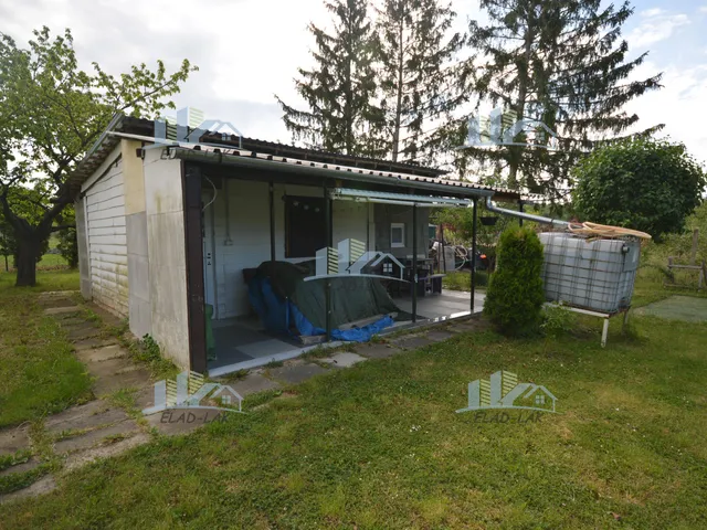 Eladó telek Szombathely, Parkerdő lakókert 650 nm