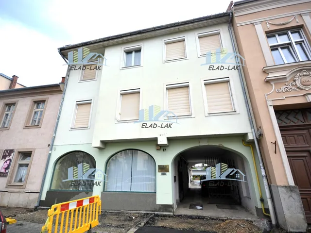Eladó kereskedelmi és ipari ingatlan Szombathely, Belváros 26 nm