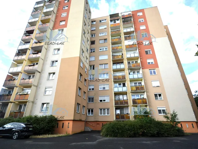 Eladó lakás Szombathely, Derkovits-lakótelep 55 nm