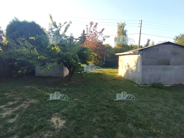 Eladó telek Szombathely, Parkerdő lakókert 651 nm
