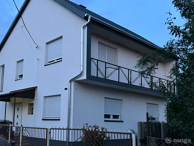 Eladó ház Törtel 130 nm