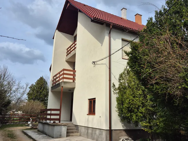 Eladó ház Székesfehérvár, Öreghegy 200 nm