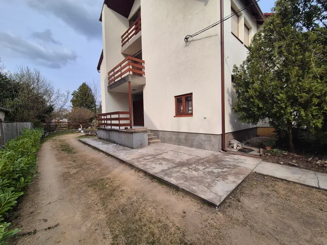 Eladó ház Székesfehérvár, Öreghegy 200 nm
