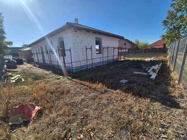 Eladó ház Székesfehérvár, Feketehegy 95 nm
