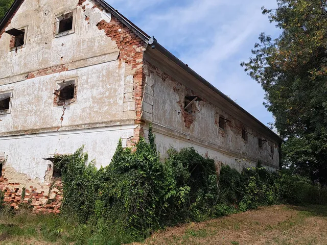 Eladó ház Szőkedencs 480 nm