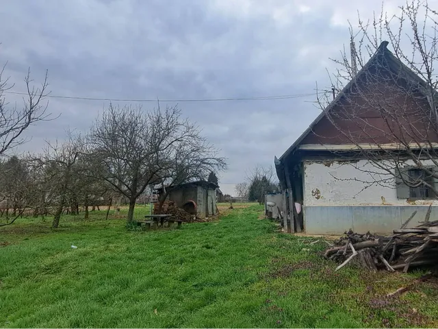 Eladó üdülő és hétvégi ház Galambok 30 nm