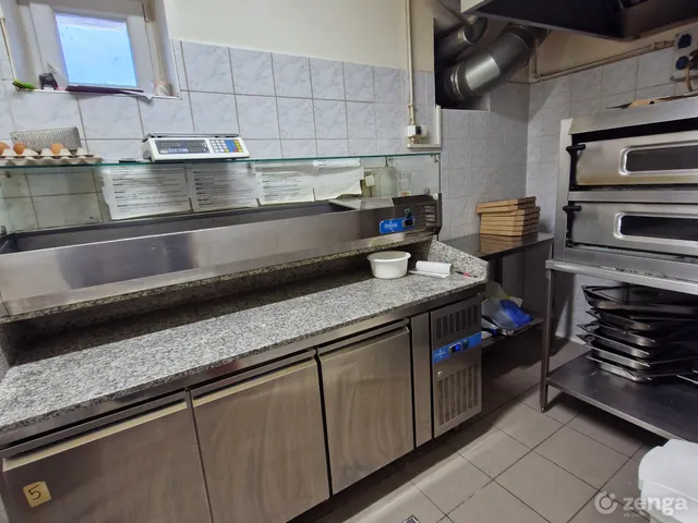 Eladó kereskedelmi és ipari ingatlan Abony 340 nm