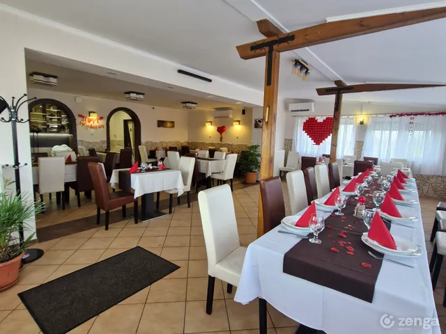 Eladó kereskedelmi és ipari ingatlan Abony 340 nm