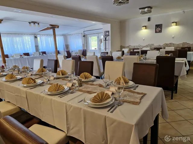 Eladó ház Abony 340 nm