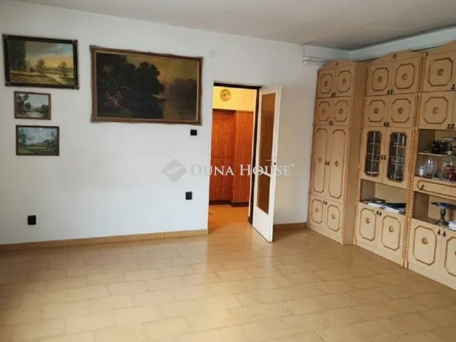 Eladó ház Budapest XV. kerület 187 nm