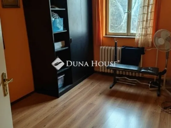 Eladó ház Budapest XV. kerület 187 nm