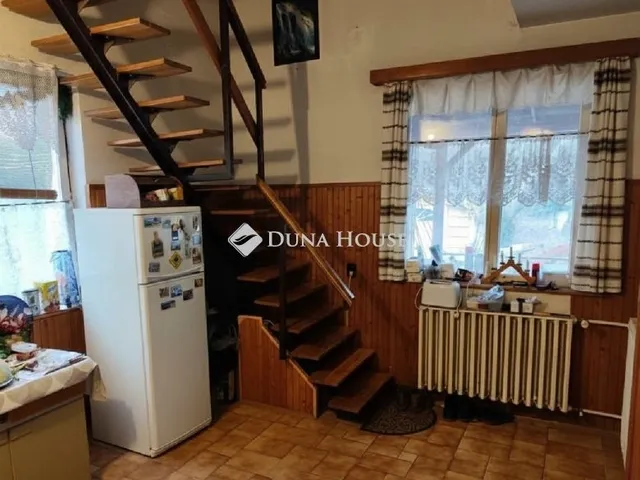 Eladó ház Budapest XV. kerület 187 nm