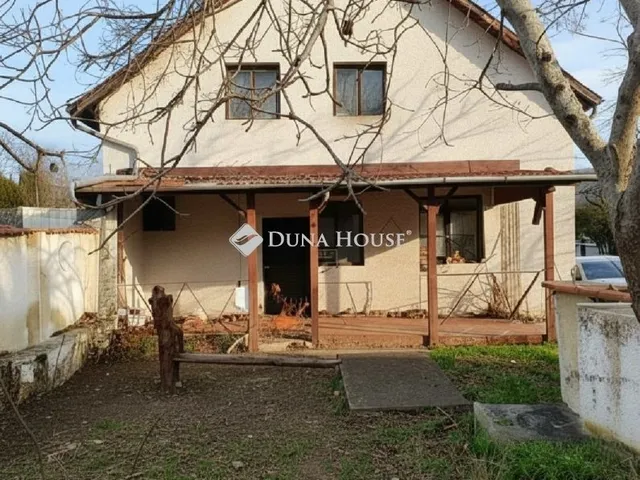 Eladó ház Budapest XV. kerület 187 nm