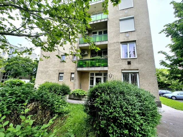 Eladó lakás Budapest XV. kerület, Rákospalota 27 nm