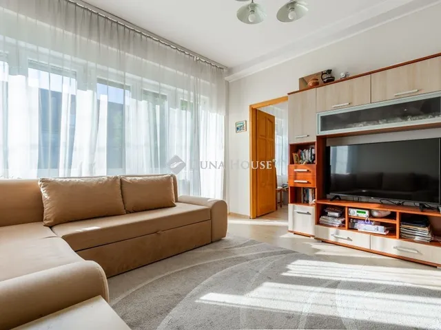 Eladó ház Budapest XV. kerület, Rákospalota 198 nm