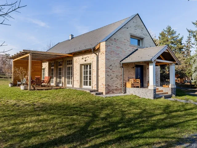 Eladó ház Badacsonytomaj 230 nm