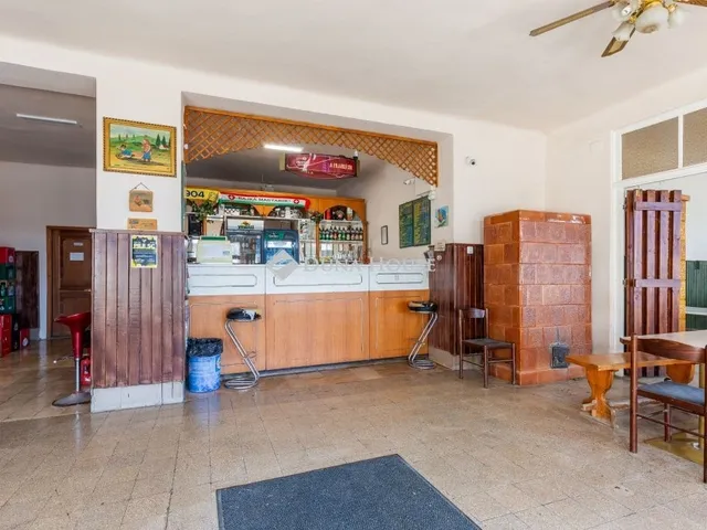 Eladó kereskedelmi és ipari ingatlan Pilisszentkereszt 160 nm