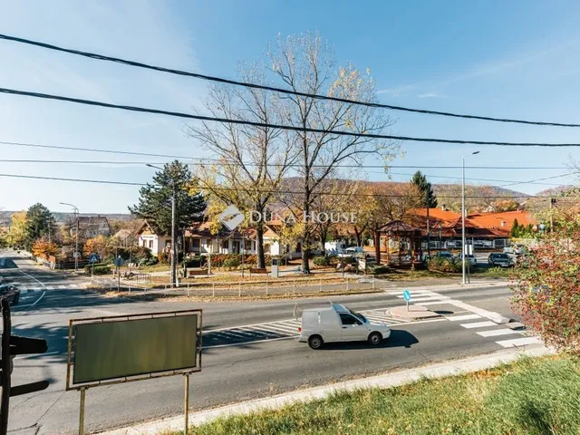 Eladó kereskedelmi és ipari ingatlan Pilisszentkereszt 160 nm